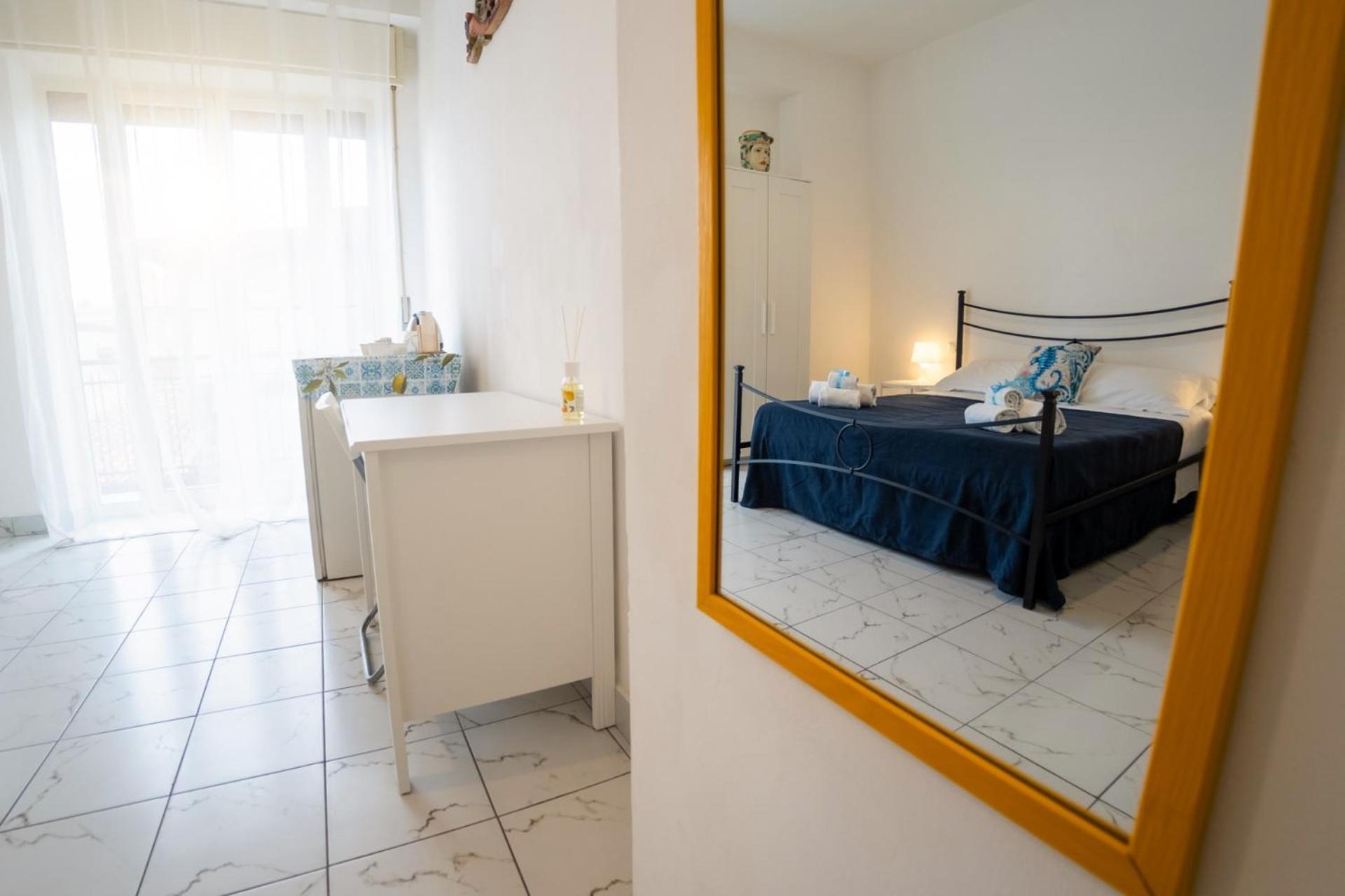 Hippocampus B&B Giardini-Naxos Buitenkant foto